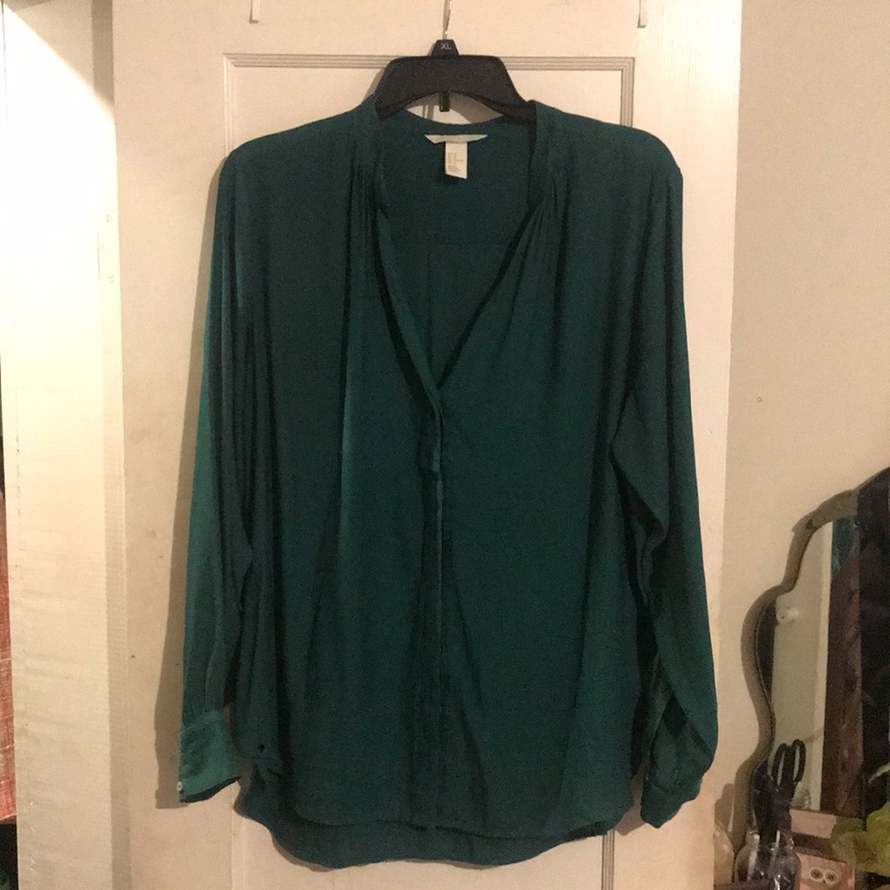 Gorgeous H&M Emerald GreenvBlouse